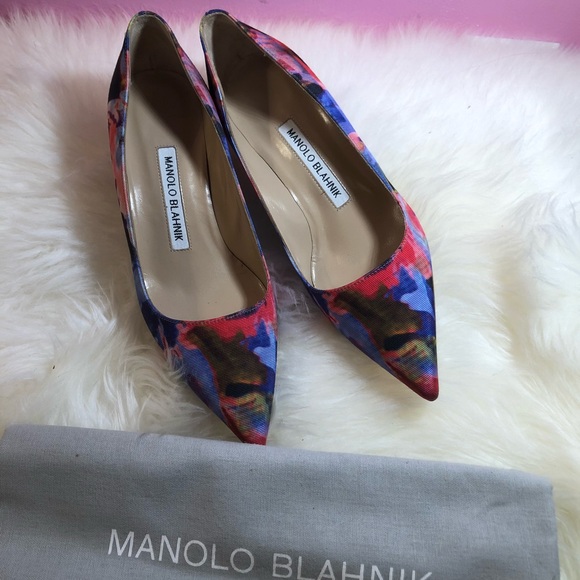 New Authentic Manolo Blahnik Pumps - Picture 7 of 8